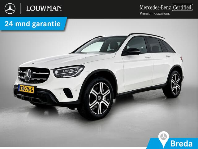 Mercedes-Benz GLC-KLASSE 300 e 4MATIC Plug-In Hybride Trekhaak | Night Pakket | Achteruitrijcamera | Apple CarPlay. Inclusief 24 maanden MB Certified garantie voor Europa.