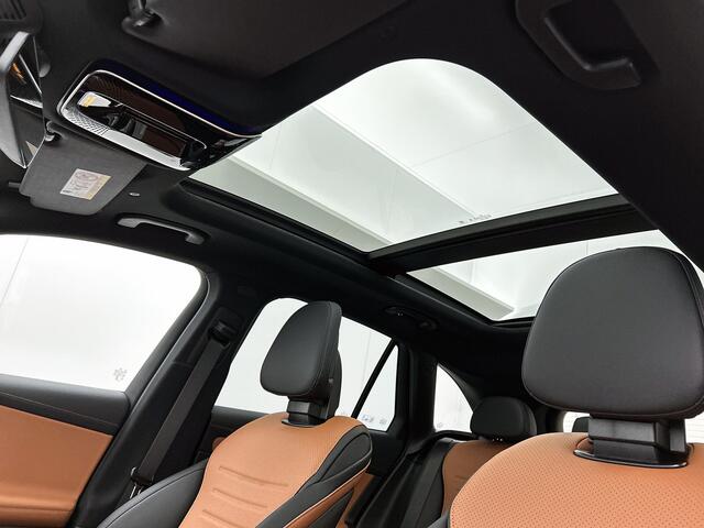 Mercedes-Benz GLC-KLASSE 300e 4MATIC Sport Edition | Premiumpakket | Nightpakket | Treeplanken | Trekhaak | 20 inch AMG velgen | Memorypakket | Panoramaschuifdak | 360° camera | DIGITAL LIGHT | Augmented Reality navigatie |