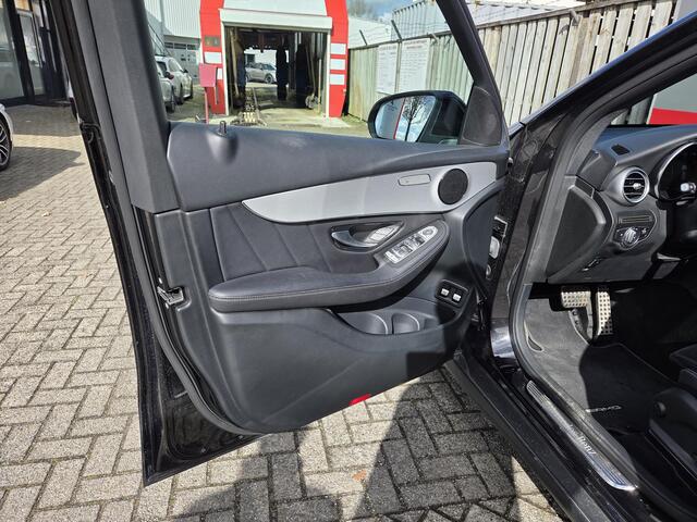 Mercedes-Benz GLC-KLASSE 300e 4MATIC 19"/Trekhaak/Dodehoek/Rijstrooksensor/Sfeerverlichting/Apple Carplay & Android Auto/Stoelverwarming/Elektrische klep