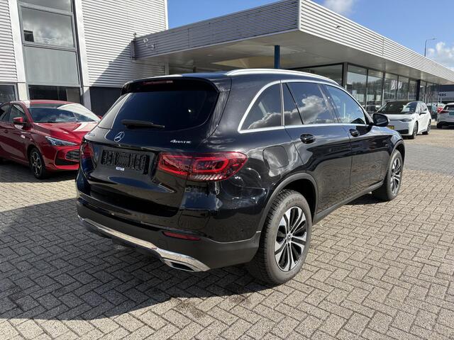 Mercedes-Benz GLC-KLASSE 300e 4MATIC 320pk | Plug-in Hybride | PHEV | Panoramadak | Achteruitrijcamera | Adaptive cruise control