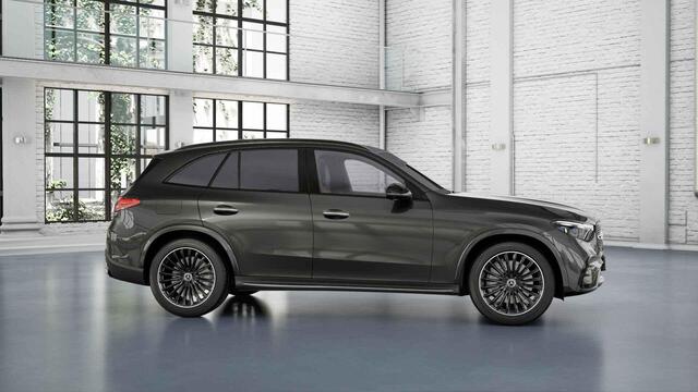 Mercedes-Benz GLC-KLASSE 300e 4MATIC Sport Edition | Winterpakket | Premium Plus | Trekhaak | Treeplanken | Head-Up |