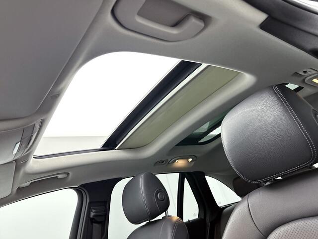 Mercedes-Benz GLC-KLASSE 300e 4MATIC Business Solution Luxury Trekhaak | Panoramadak | Inclusief 24 maanden MB Certified garantie voor Europa.