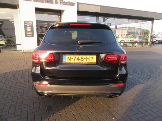 Mercedes-Benz GLC-KLASSE 300e 4MATIC Plug In AMG, 360 Camera, Dak