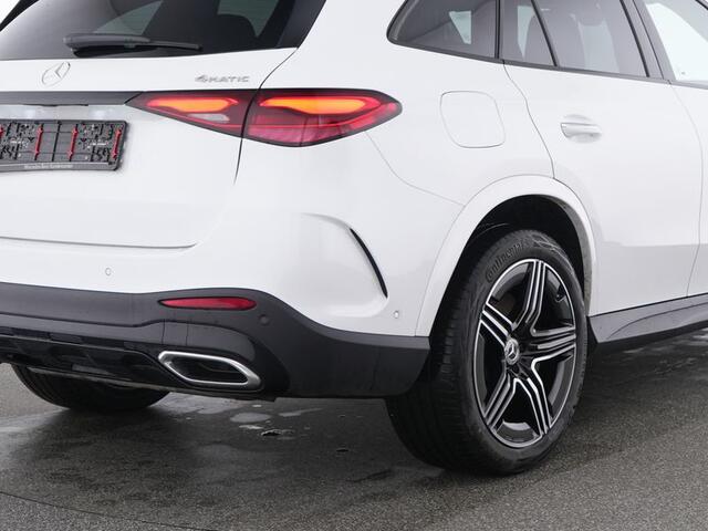 Mercedes-Benz GLC-KLASSE 300 e 4MATIC AMG Plug-In Hybride AMG Line | Night Pakket | Trekhaak | Head-up-Display | Alarm | Burmester® | 20 Inch AMG velgen. Inclusief 24 maanden MB Certified garantie voor Europa.