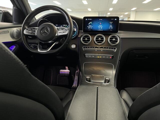 Mercedes-Benz GLC-KLASSE 300e 4MATIC AMG Line | Pano| Burmester | Trekhaak |
