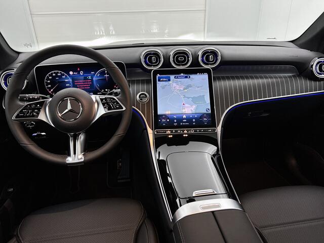 Mercedes-Benz GLC-KLASSE 300e 4MATIC Business Solution Luxury | Comfortpakket Plus | Parkeerpakket met 360°-camera | Trekhaak | DISTRONIC | Panoramaschuifdak | THERMATIC |