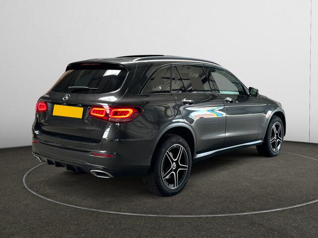 Mercedes-Benz GLC-KLASSE 300e 4MATIC Business Solution AMG Panoramadak, Burmester Audio, 360 Camera, Carplay, Android Auto