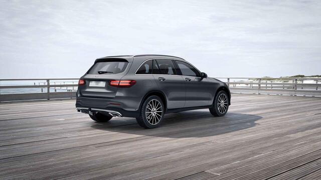 Mercedes-Benz GLC-KLASSE 250 4MATIC Premium Plus | AMG | Panoramadak | Memory | Trekhaak |