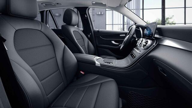 Mercedes-Benz GLC-KLASSE 300e 4MATIC Premium | Night | Trekhaak | Rijassistentiepakket Plus | Widescreen | Multibeam |