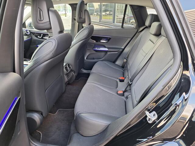 Mercedes-Benz GLC-KLASSE 300 e 4MATIC Autom. | Panoramadak | Trekhaak | 360° Camera | Rijassistentiepakket | Memory pakket | Sfeerverlichting | Dodehoekassistentie | Elektrische achterklep