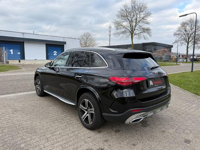 Mercedes-Benz GLC-KLASSE e AMG Pano Burmester Distronic+ 4Matic