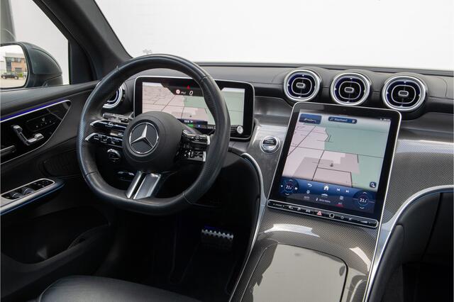 Mercedes-Benz GLC-KLASSE 300e 4MATIC AMG Premium, Pano, Distronic, Leder, Sfeerverlichting