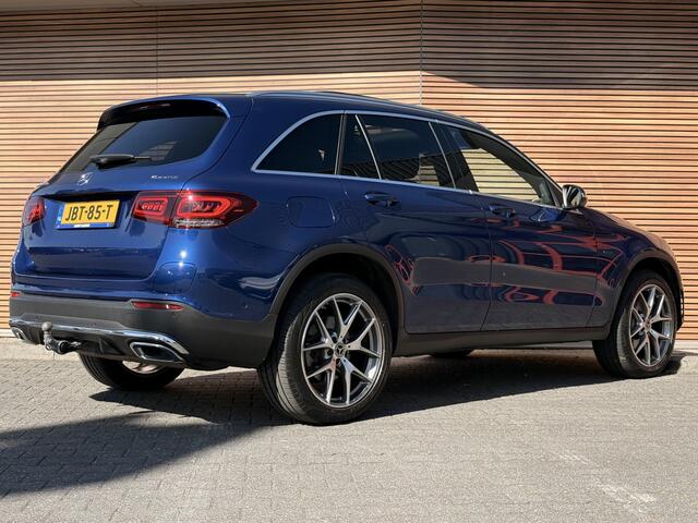 Mercedes-Benz GLC-KLASSE 300e 4MATIC Business Solution AMG Panodak / Trekhaak / Leer / LED / Camera / Navi