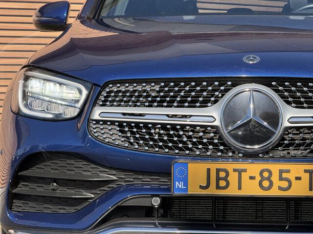 Mercedes-Benz GLC-KLASSE 300e 4MATIC Business Solution AMG Panodak / Trekhaak / Leer / LED / Camera / Navi