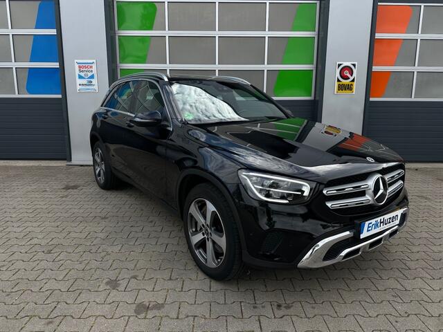 Mercedes-Benz GLC-KLASSE 300E / 4Matic/ BNS SOL. /PANO/ Stoel verwarming