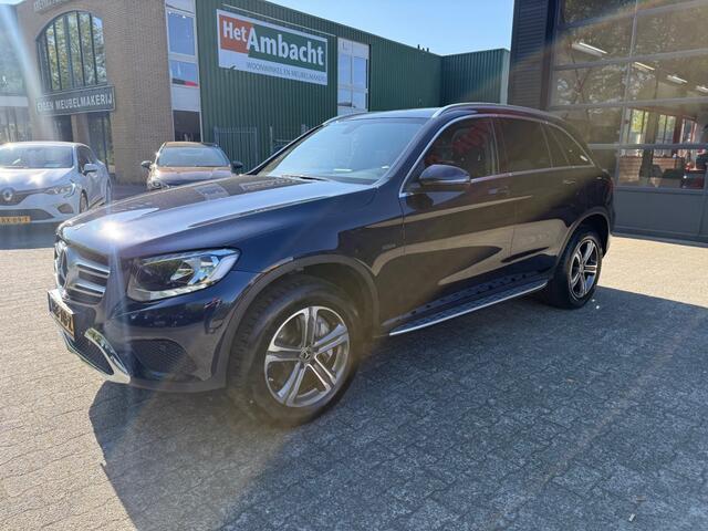 Mercedes-Benz GLC-KLASSE 350E 4MATIC 7G-TRONIC Exclusive BJ.2018 PANO PLUG-IN