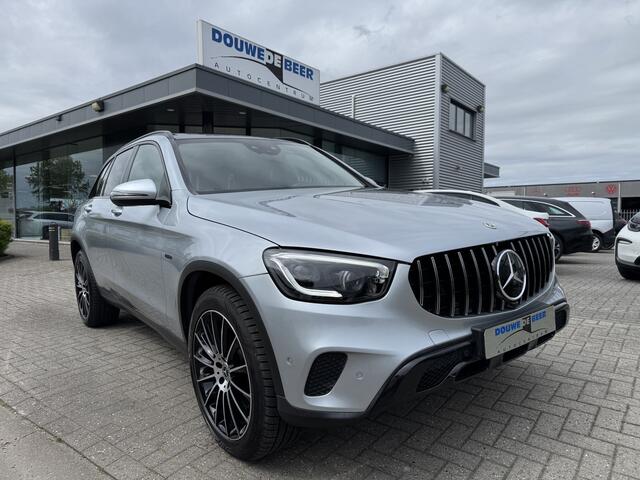 Mercedes-Benz GLC-KLASSE 300e 4MATIC Night Burmeister, Pano/dak, Trekhaak, Head Up, AMG LM, digitaal dasb.