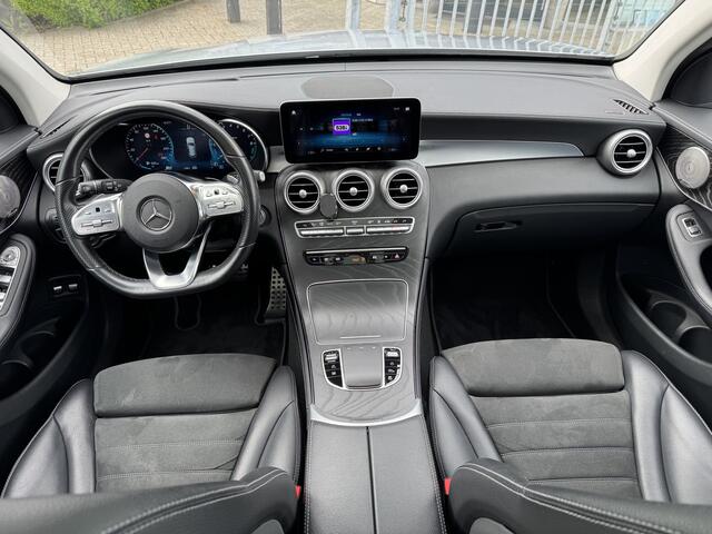 Mercedes-Benz GLC-KLASSE 300e 4MATIC Night Burmeister, Pano/dak, Trekhaak, Head Up, AMG LM, digitaal dasb.