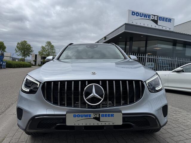 Mercedes-Benz GLC-KLASSE 300e 4MATIC Night Burmeister, Pano/dak, Trekhaak, Head Up, AMG LM, digitaal dasb.