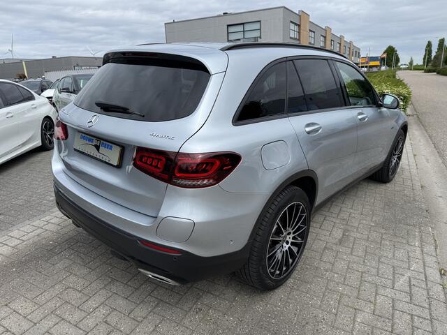 Mercedes-Benz GLC-KLASSE 300e 4MATIC Night Burmeister, Pano/dak, Trekhaak, Head Up, AMG LM, digitaal dasb.
