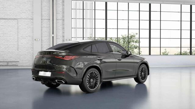 Mercedes-Benz GLC-KLASSE 300e 4MATIC Business Solution AMG | Panoramaschuifdak | Premium Pakket | Matrix-led | Treeplanken | Trekhaak |