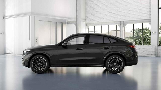 Mercedes-Benz GLC-KLASSE 300e 4MATIC Business Solution AMG | Panoramaschuifdak | Premium Pakket | Matrix-led | Treeplanken | Trekhaak |