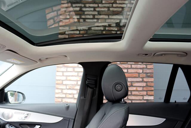 Mercedes-Benz GLC-KLASSE 300e 4MATIC AMG Line Premium+ | Distronic+ | Panoramadak | Burmester | Memory | Trekhaak | Surround Camera | Multibeam LED | Nightpakket | Augmented Reality |