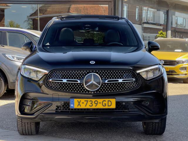 Mercedes-Benz GLC-KLASSE 300e 4MATIC AMG LINE PANODAK LEDER BURMESTER-SOUND NAVI CAMERA DIGI-DASH APPLE-CARPLAY LED 20 INCH-LMV PDC