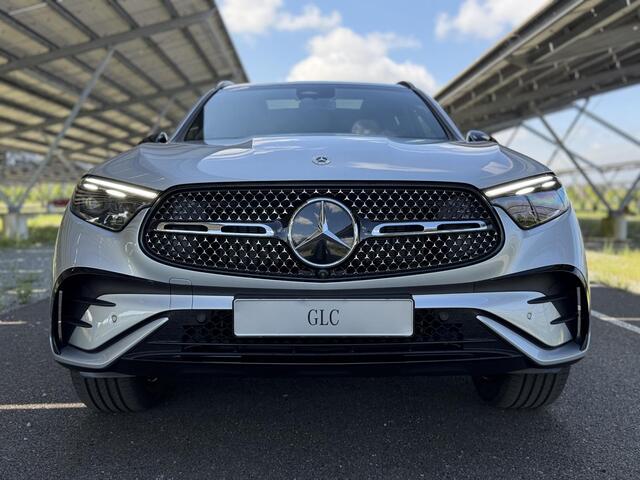Mercedes-Benz GLC-KLASSE 300e 4MATIC Sport Edition | Night | Panoramaschuifdak | Premium Plus | Burmester | Trekhaak | Head-Up |