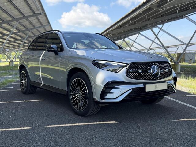 Mercedes-Benz GLC-KLASSE 300e 4MATIC Sport Edition | Night | Panoramaschuifdak | Premium Plus | Burmester | Trekhaak | Head-Up |