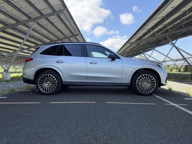 Mercedes-Benz GLC-KLASSE 300e 4MATIC Sport Edition | Night | Panoramaschuifdak | Premium Plus | Burmester | Trekhaak | Head-Up |