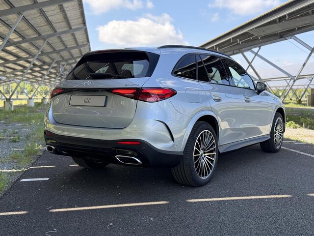Mercedes-Benz GLC-KLASSE 300e 4MATIC Sport Edition | Night | Panoramaschuifdak | Premium Plus | Burmester | Trekhaak | Head-Up |