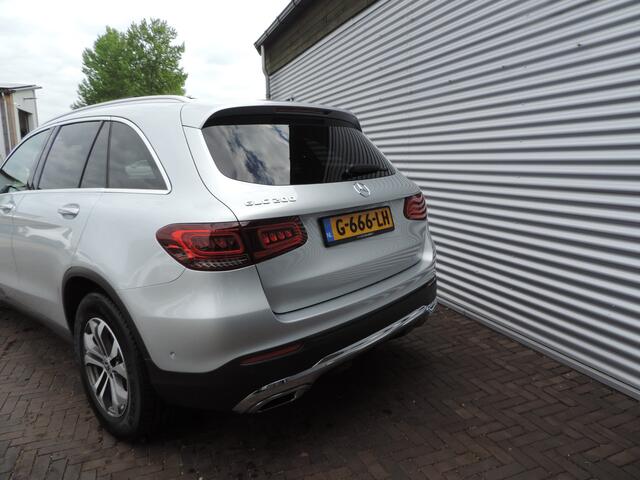 Mercedes-Benz GLC-KLASSE 200 Business Solution Limited PANORAMADAK