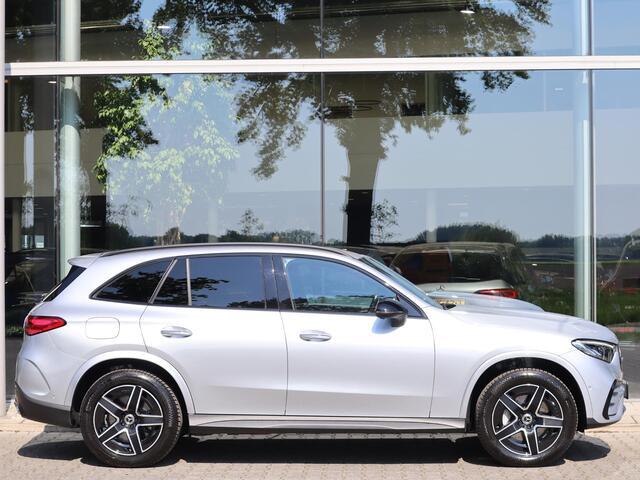 Mercedes-Benz GLC-KLASSE 300 e 4MATIC AMG Line
