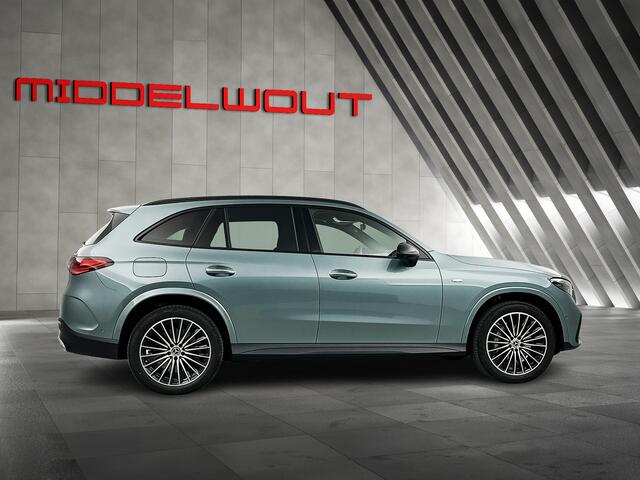 Mercedes-Benz GLC-KLASSE 300e 4MATIC AMG Pano-dak/Full Options/Luchtvering