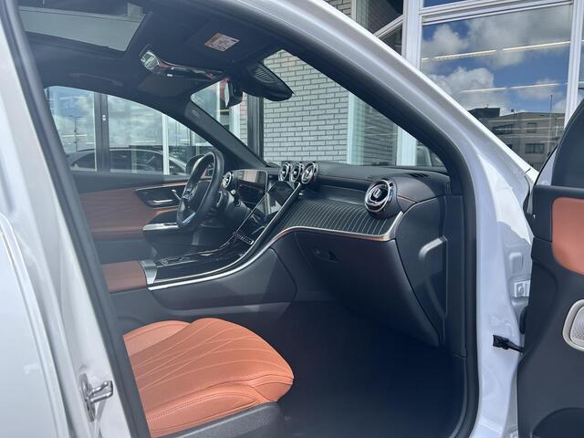 Mercedes-Benz GLC-KLASSE 300e 4MATIC AMG Line | Bruin Leder | Burmester | Head Up display | Distronic