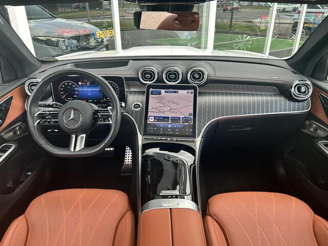 Mercedes-Benz GLC-KLASSE 300e 4MATIC AMG Line | Bruin Leder | Burmester | Head Up display | Distronic