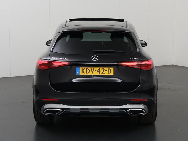 Mercedes-Benz GLC-KLASSE 300e 4MATIC Luxury Line | Premium plus pakket | Keyless | 360 camera | Panoramadak | Trekhaak | Verwarmd stuur | Burmester |