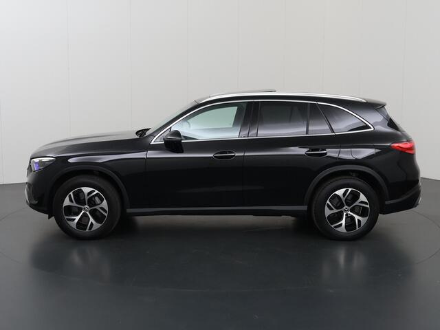 Mercedes-Benz GLC-KLASSE 300e 4MATIC Luxury Line | Premium plus pakket | Keyless | 360 camera | Panoramadak | Trekhaak | Verwarmd stuur | Burmester |