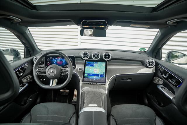 Mercedes-Benz GLC-KLASSE 300de 4MATIC AMG Line Edition | Panorama | Burmester 3D | Distronic | Trekhaak | Memory