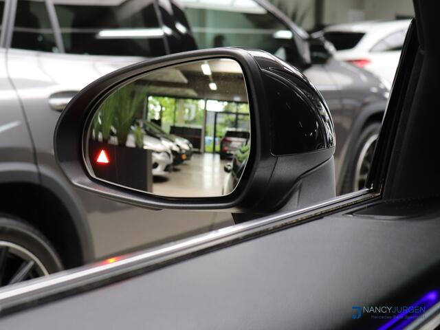 Mercedes-Benz GLC-KLASSE 300e 4M | Luxury Line | 360* Camera | Ambiente | Winter Pakket | Parkeer Pakket | Distronic Pro |