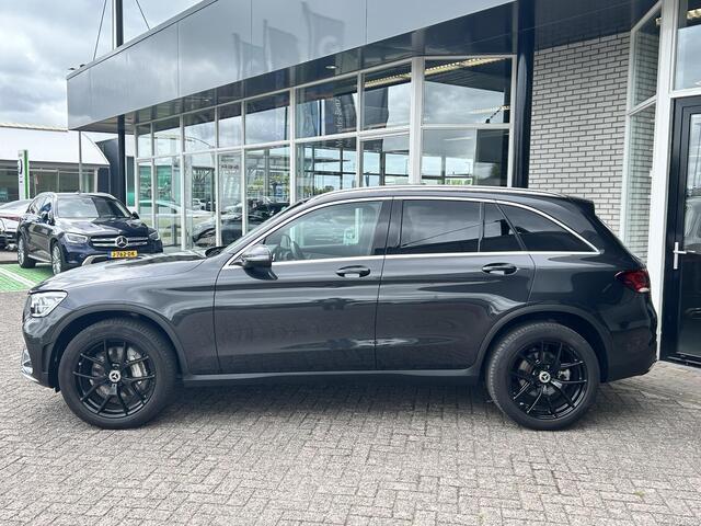 Mercedes-Benz GLC-KLASSE 300e 4MATIC Business Solution AMG | Trekhaak | Panoramadak | Memory | Rijassistentie