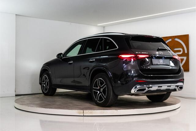Mercedes-Benz GLC-KLASSE 300e 4MATIC AMG Premium+ 313PK | Pano | Burmester | Sfeer | HUD | VOL! 12 MND Garantie