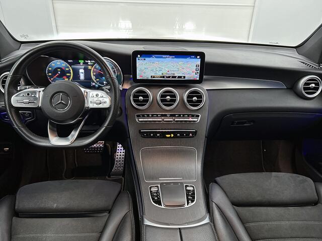 Mercedes-Benz GLC-KLASSE 300 e 4MATIC Business Solution AMG AMG Line | 20 Inch AMG Velgen | Parkeerpakket met 360°-camera | Sfeerverlichting | Ledkoplampen | Inclusief 24 maanden Mercedes-Benz Certified garantie voor Europa.
