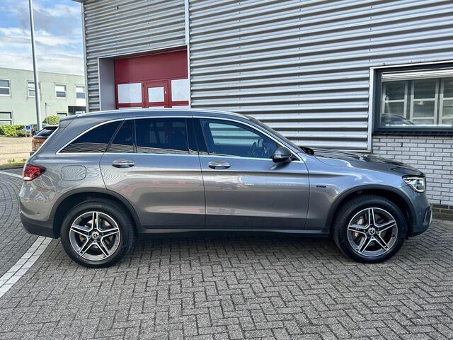 Mercedes-Benz GLC-KLASSE 300e 4MATIC Business Solution
