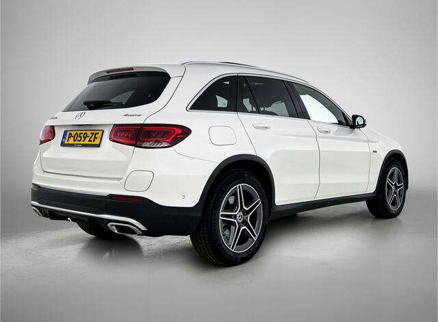 Mercedes-Benz GLC-KLASSE 300 e 4MATIC Business Solution AMG Inclusief 24 maanden Mercedes-Benz Certified garantie voor Europa.