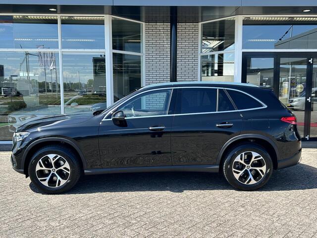 Mercedes-Benz GLC-KLASSE 300e 4MATIC AMG Line | Panoramadak | Trekhaak | Burmester | Winter Pakket