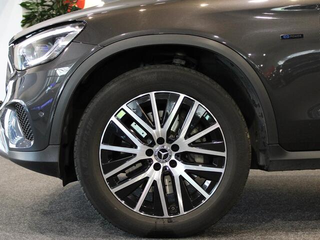 Mercedes-Benz GLC-KLASSE 300e 4MATIC Business Solution Luxury | Panorama dak | Trekhaak