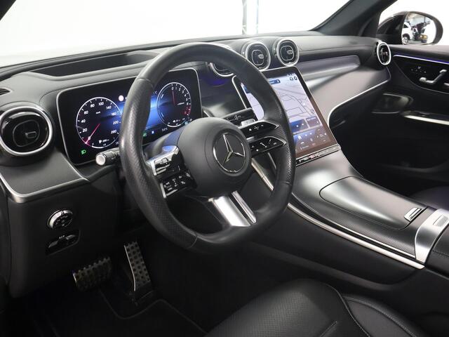 Mercedes-Benz GLC-KLASSE 300e 4MATIC AMG Line | Night | Panoramadak | Trekhaak | Memory | Burmester | Head-up display |