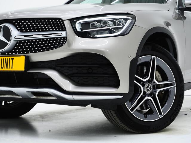 Mercedes-Benz GLC-KLASSE 300e 4MATIC AMG | Leder | Trekhaak | Virtual | Camera | Memory | Sportstuur | Donkere Hemel | Carplay